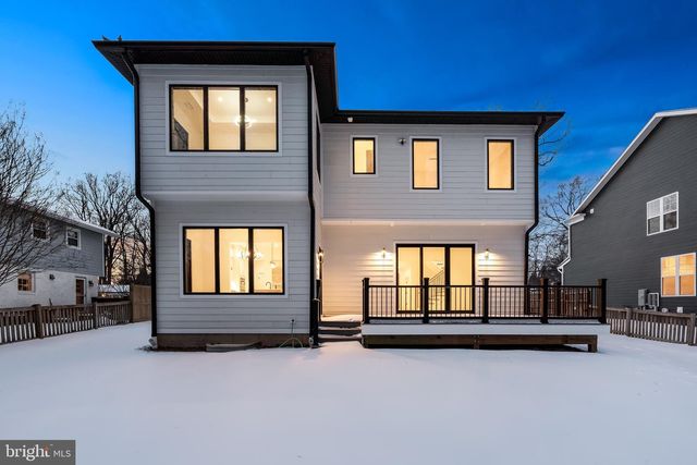 604 TAPAWINGO RD SW, Vienna, VA 22180