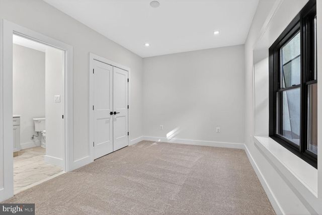 604 TAPAWINGO RD SW, Vienna, VA 22180