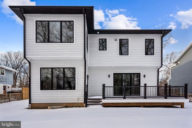 604 TAPAWINGO RD SW, Vienna, VA 22180