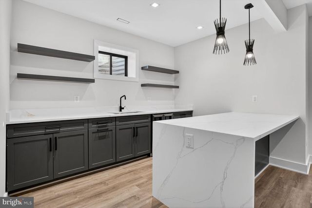 604 TAPAWINGO RD SW, Vienna, VA 22180