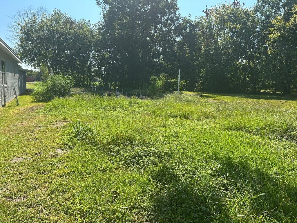 2605 Avenue A, Bay City, TX 77414