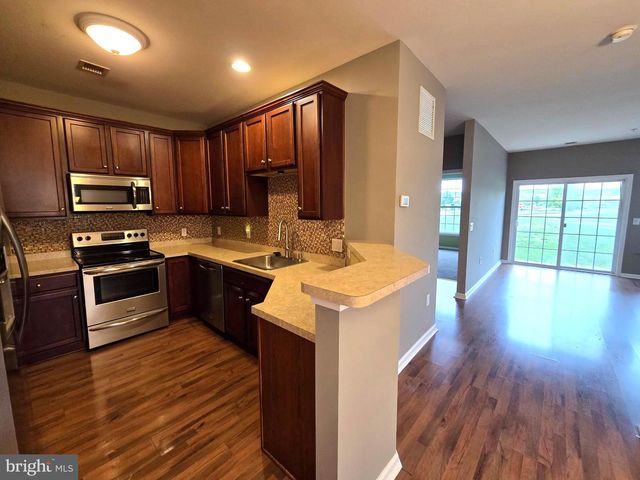 713 VAN GOGH CT, Williamstown, NJ 08094