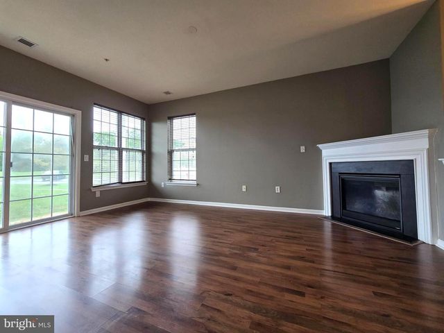 713 VAN GOGH CT, Williamstown, NJ 08094