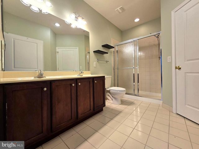 713 VAN GOGH CT, Williamstown, NJ 08094