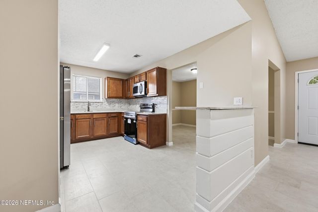 3611 PALEFACE Place, Jacksonville, FL 32210