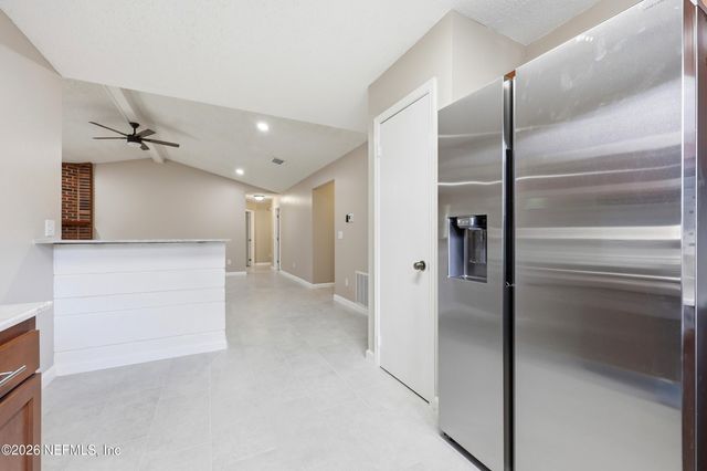 3611 PALEFACE Place, Jacksonville, FL 32210