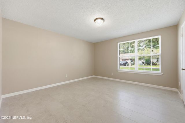 3611 PALEFACE Place, Jacksonville, FL 32210