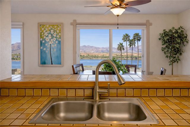 1800 Clubhouse Dr A-8, Bullhead City, AZ 86442