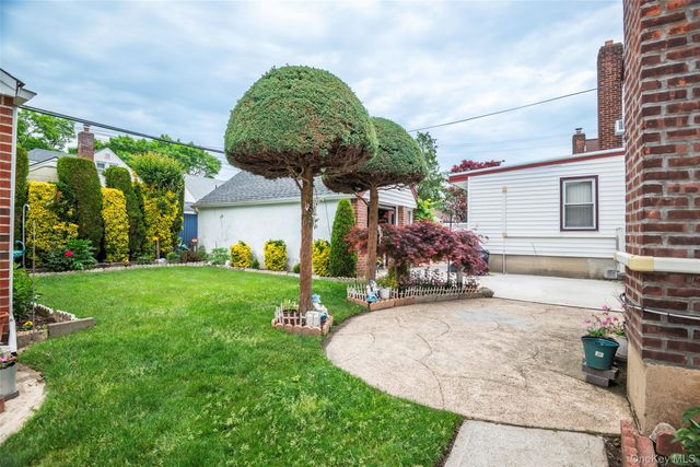 244-31 86th Road, Bellerose, NY 11426
