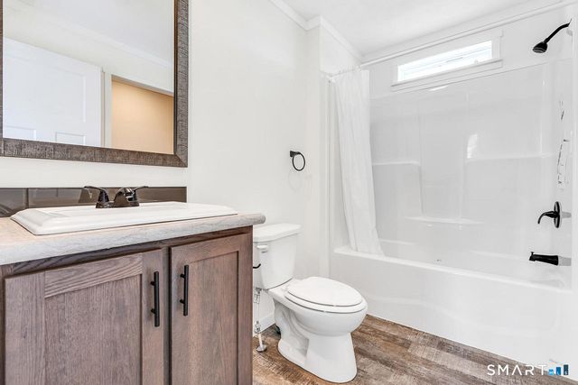 22 E Street, Groton, CT 06340