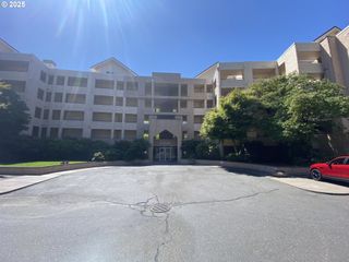 6685 W BURNSIDE St 343, Portland, OR 97210
