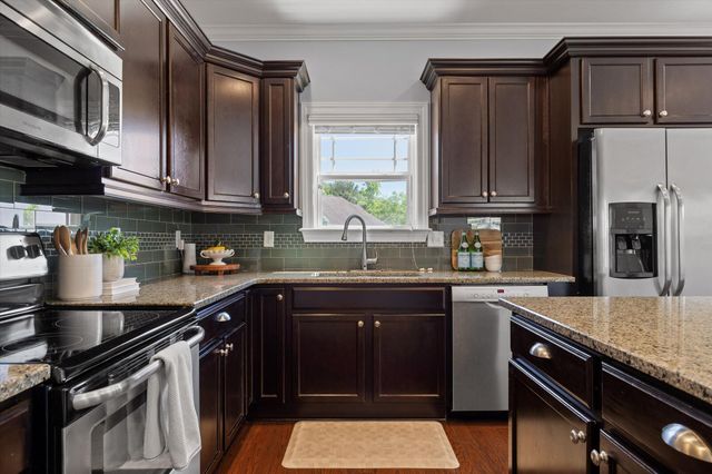 5503 Seagrove Lane, Hixson, TN 37343
