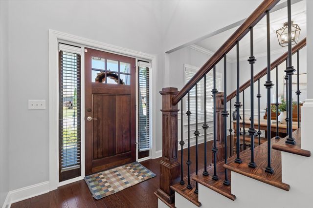 5503 Seagrove Lane, Hixson, TN 37343