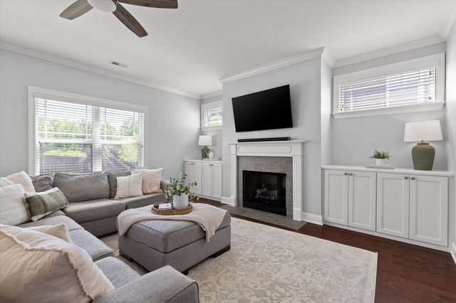 5503 Seagrove Lane, Hixson, TN 37343
