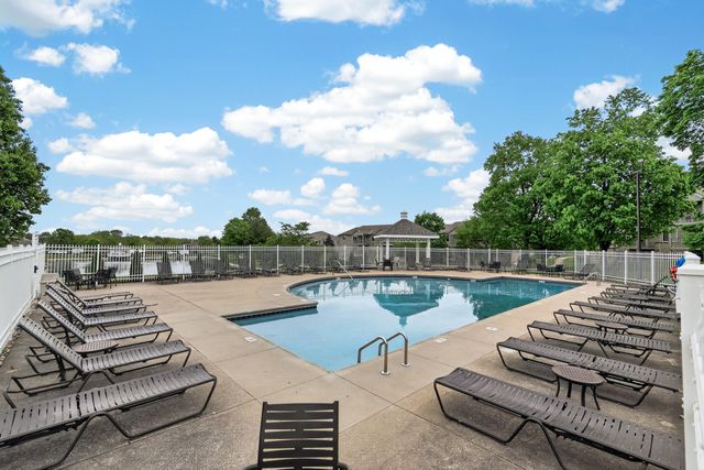 1526 Taramore Drive, Florence, KY 41042