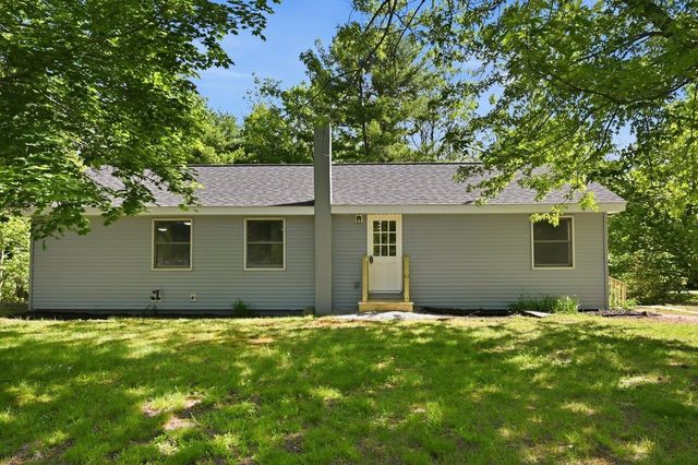 78 Crowhill Road, Rochester, NH 03868