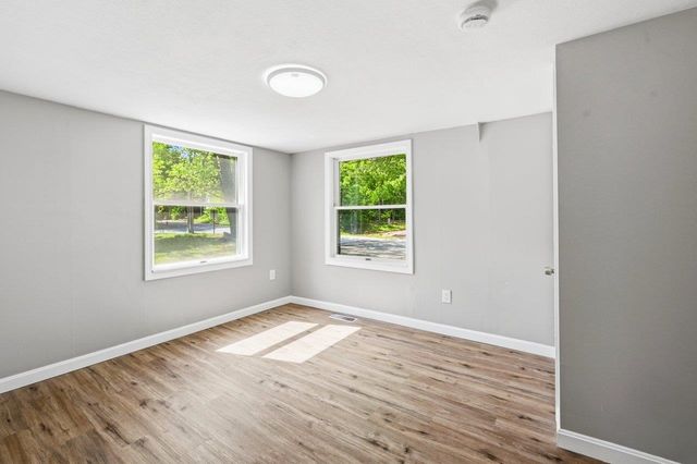 78 Crowhill Road, Rochester, NH 03868