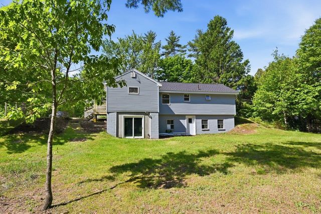 78 Crowhill Road, Rochester, NH 03868