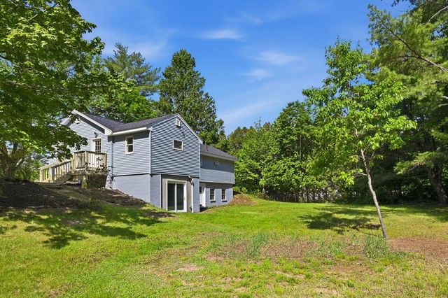 78 Crowhill Road, Rochester, NH 03868