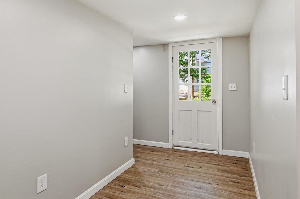 Image 21 of property listing at 78 Crowhill Road, Rochester, NH 03868
