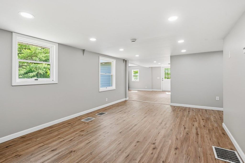 Image 24 of property listing at 78 Crowhill Road, Rochester, NH 03868