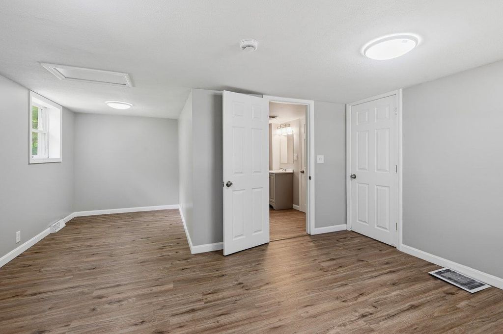 Image 28 of property listing at 78 Crowhill Road, Rochester, NH 03868