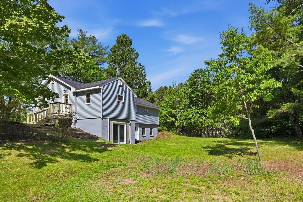 Image 9 of property listing at 78 Crowhill Road, Rochester, NH 03868