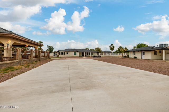 803 E Melody Drive, Gilbert, AZ 85234