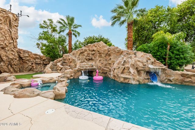 803 E Melody Drive, Gilbert, AZ 85234