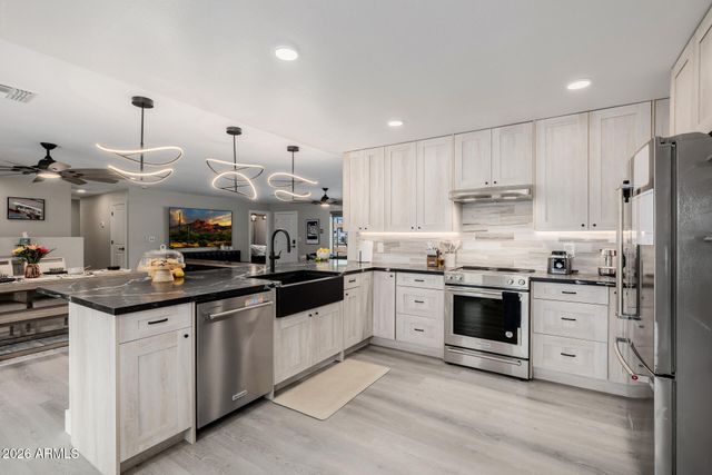 803 E Melody Drive, Gilbert, AZ 85234