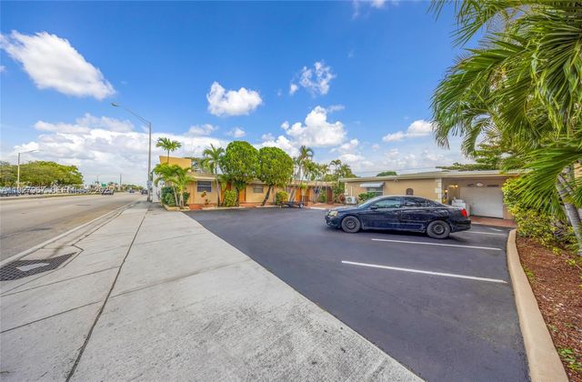 6124 Pembroke Road, Miramar, FL 33023