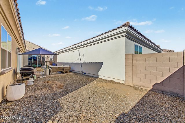 4043 E LAS COLINAS Drive, Chandler, AZ 85249