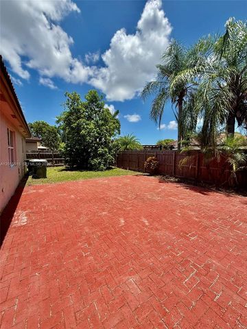 2123 NE 38th Rd 2123, Homestead, FL 33033