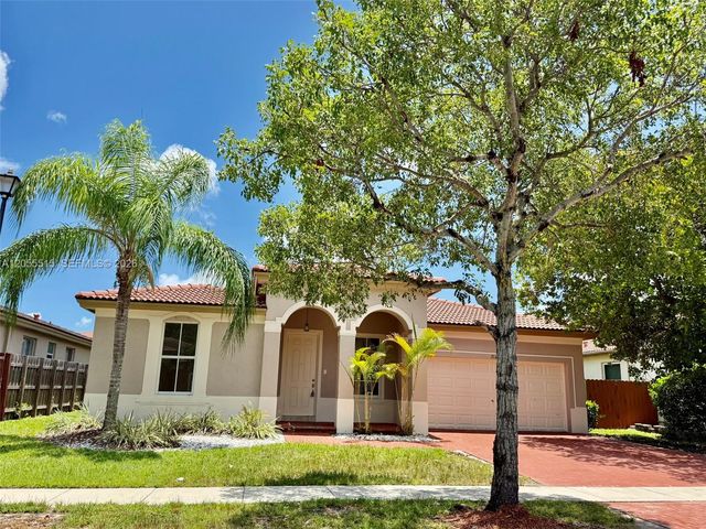 2123 NE 38th Rd 2123, Homestead, FL 33033