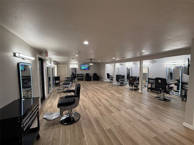 1901 Vaughn Boulevard, Fort Worth, TX 76105