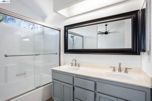 305 Helena Ct., Oakley, CA 94561