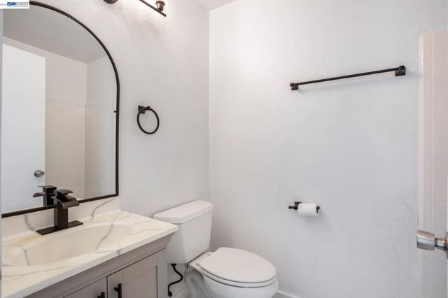 305 Helena Ct., Oakley, CA 94561