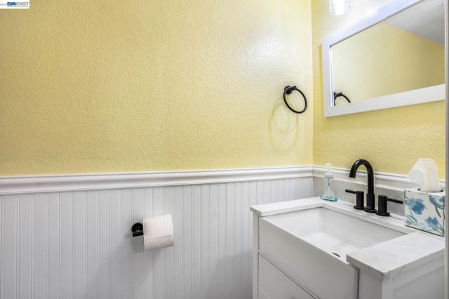 305 Helena Ct., Oakley, CA 94561