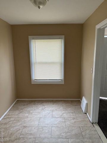 18488 Waltham Street, Detroit, MI 48205