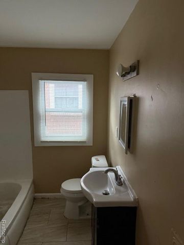 18488 Waltham Street, Detroit, MI 48205