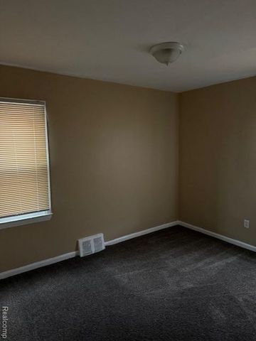 18488 Waltham Street, Detroit, MI 48205