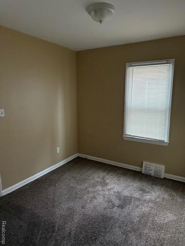 18488 Waltham Street, Detroit, MI 48205