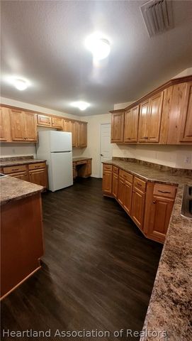 214 Northwood Road, Sebring, FL 33870