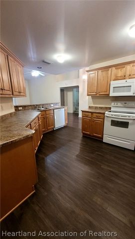214 Northwood Road, Sebring, FL 33870