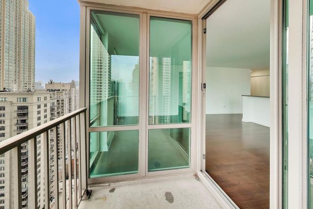 2 E Erie Street 2802, Chicago, IL 60611