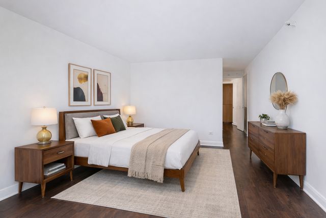 2 E Erie Street 2802, Chicago, IL 60611