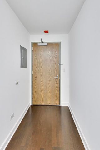 2 E Erie Street 2802, Chicago, IL 60611