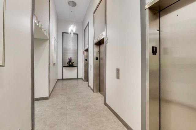 2 E Erie Street 2802, Chicago, IL 60611