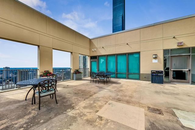 2 E Erie Street 2802, Chicago, IL 60611