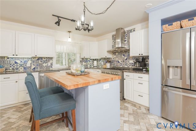 1400 Buford Rd, North Chesterfield, VA 23235